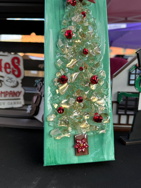 Green Christmas Tree Resin Frame    