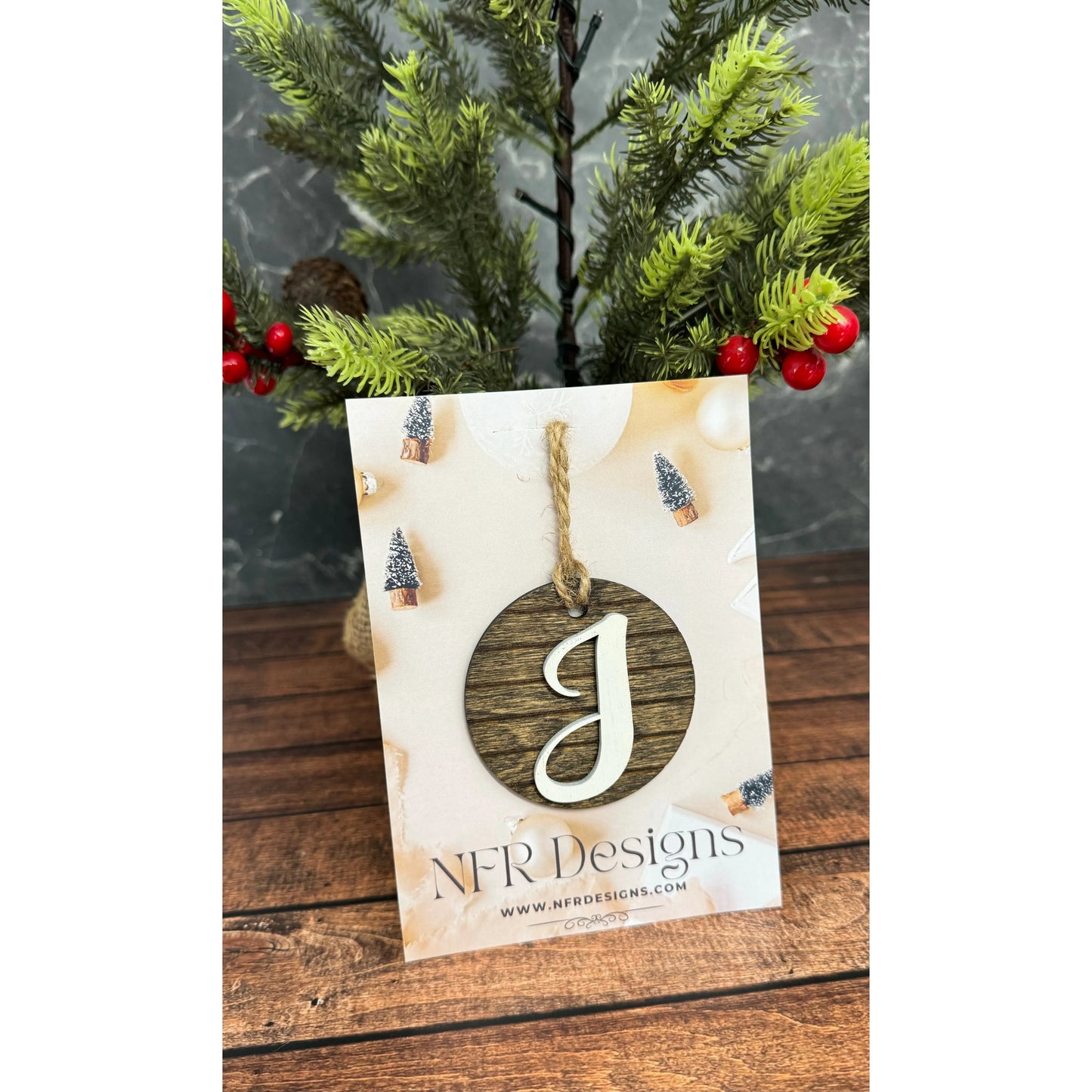 Shiplap Initial Christmas Ornament - Cursive Font Christmas Ornament J - Cursive White letter/Dark backing 