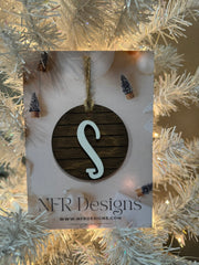 Shiplap Initial Christmas Ornament - Regular Font Christmas Ornament S White letter/Dark backing 