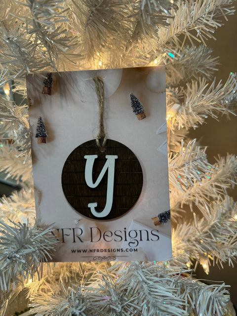 Shiplap Initial Christmas Ornament - Regular Font Christmas Ornament Y White letter/Dark backing 