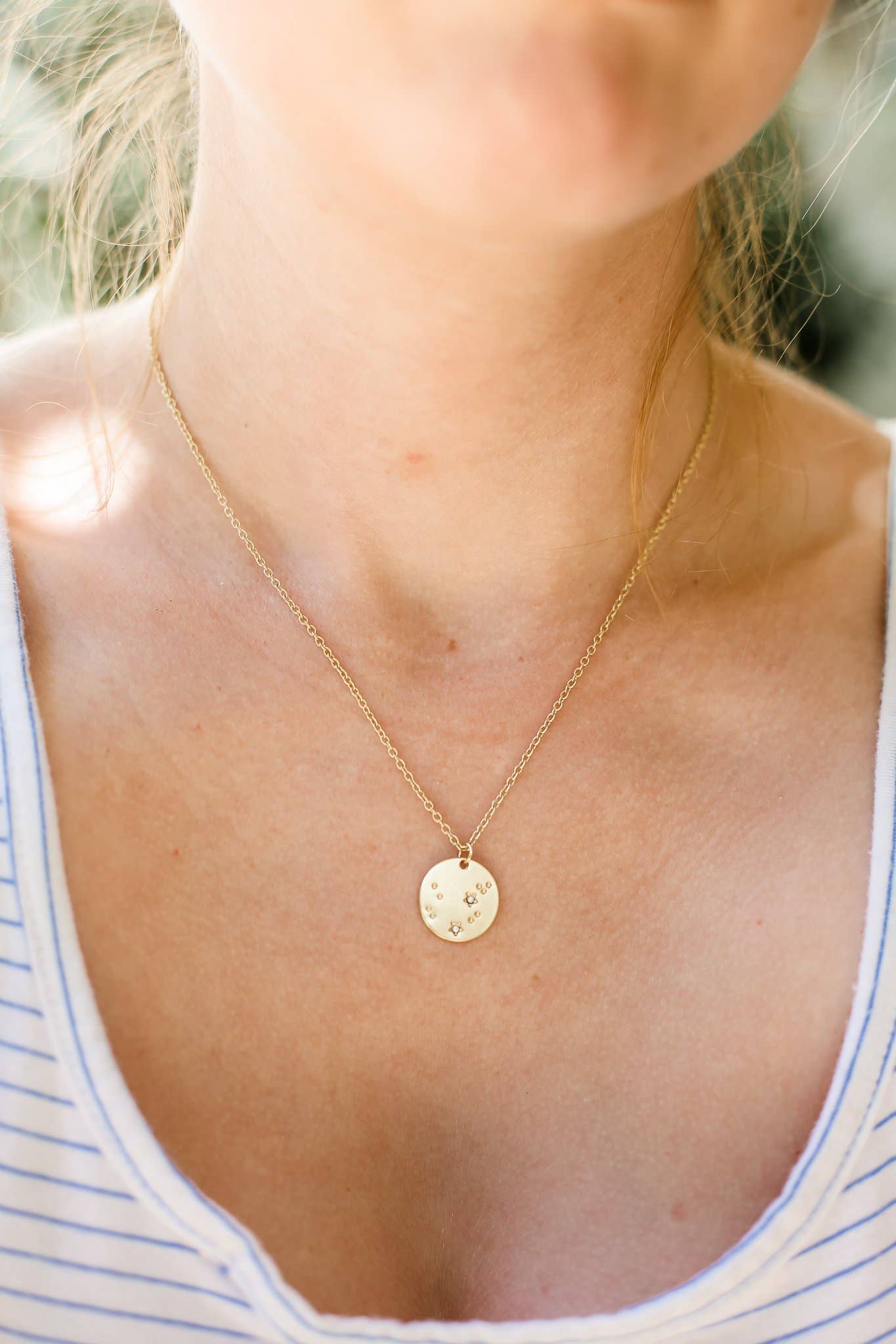 AQUARIUS Zodiac Necklace - Gold - (Jan 20 - Feb 18) - Nifty Decor & More