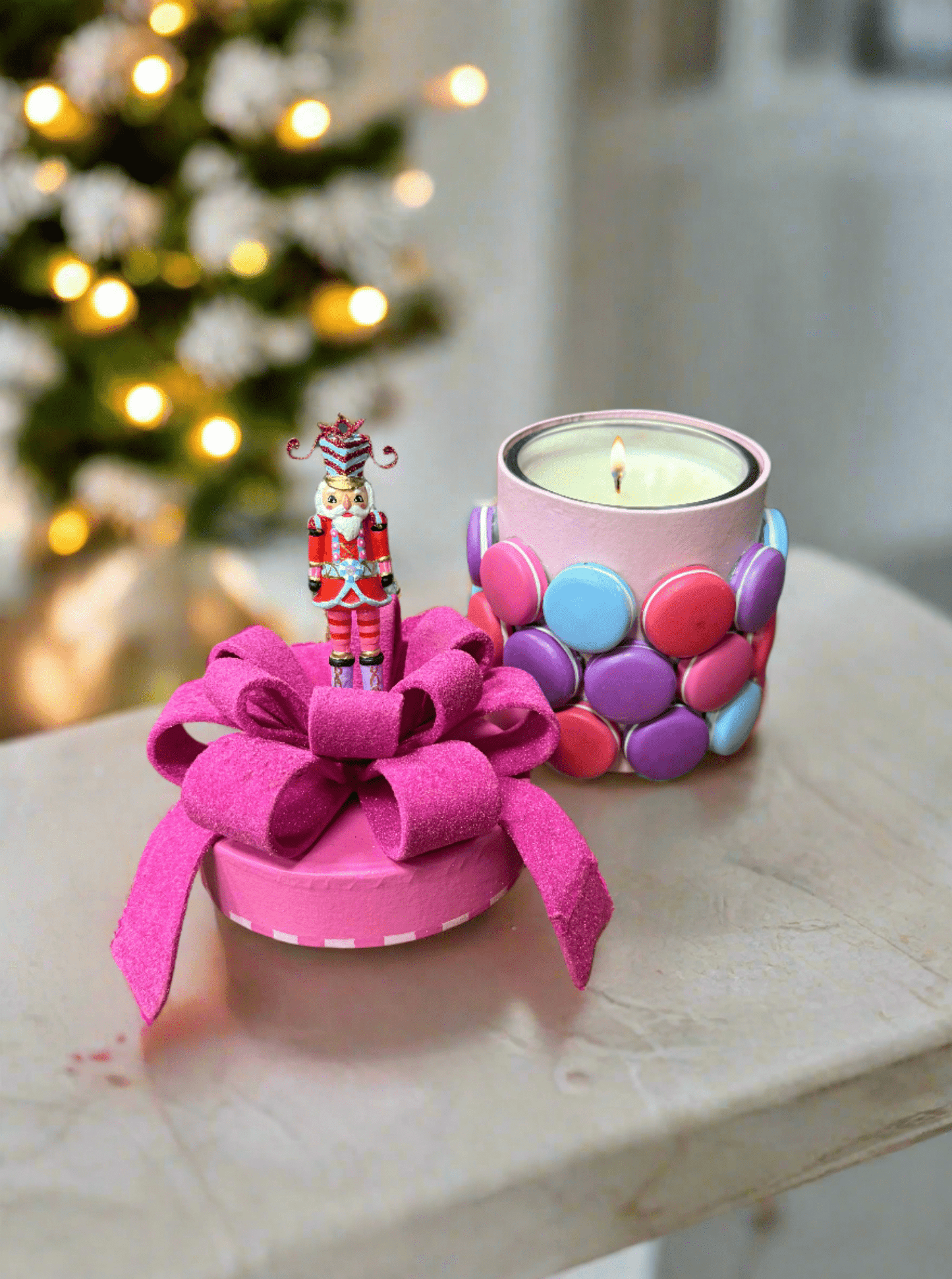 Berries And Balsam 14 OZ Gift Box Candle - Nifty Decor & More