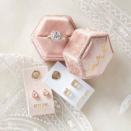 Best. Day. Ever. Stud Love Wedding Supplies