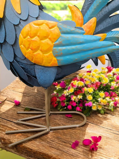 Big T Rooster Metal Rooster Decor | Farmhouse Outdoor Accents for Garden & Patio - Nifty Decor & More