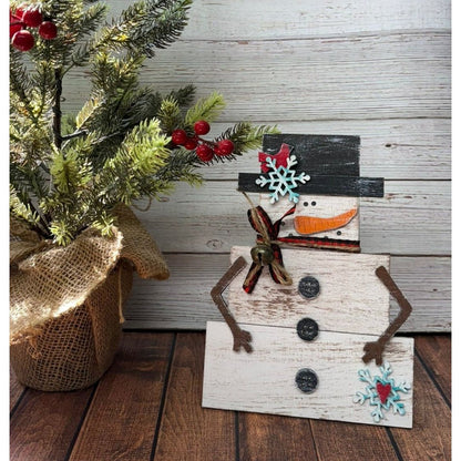 Block Snowman - Nifty Decor & More