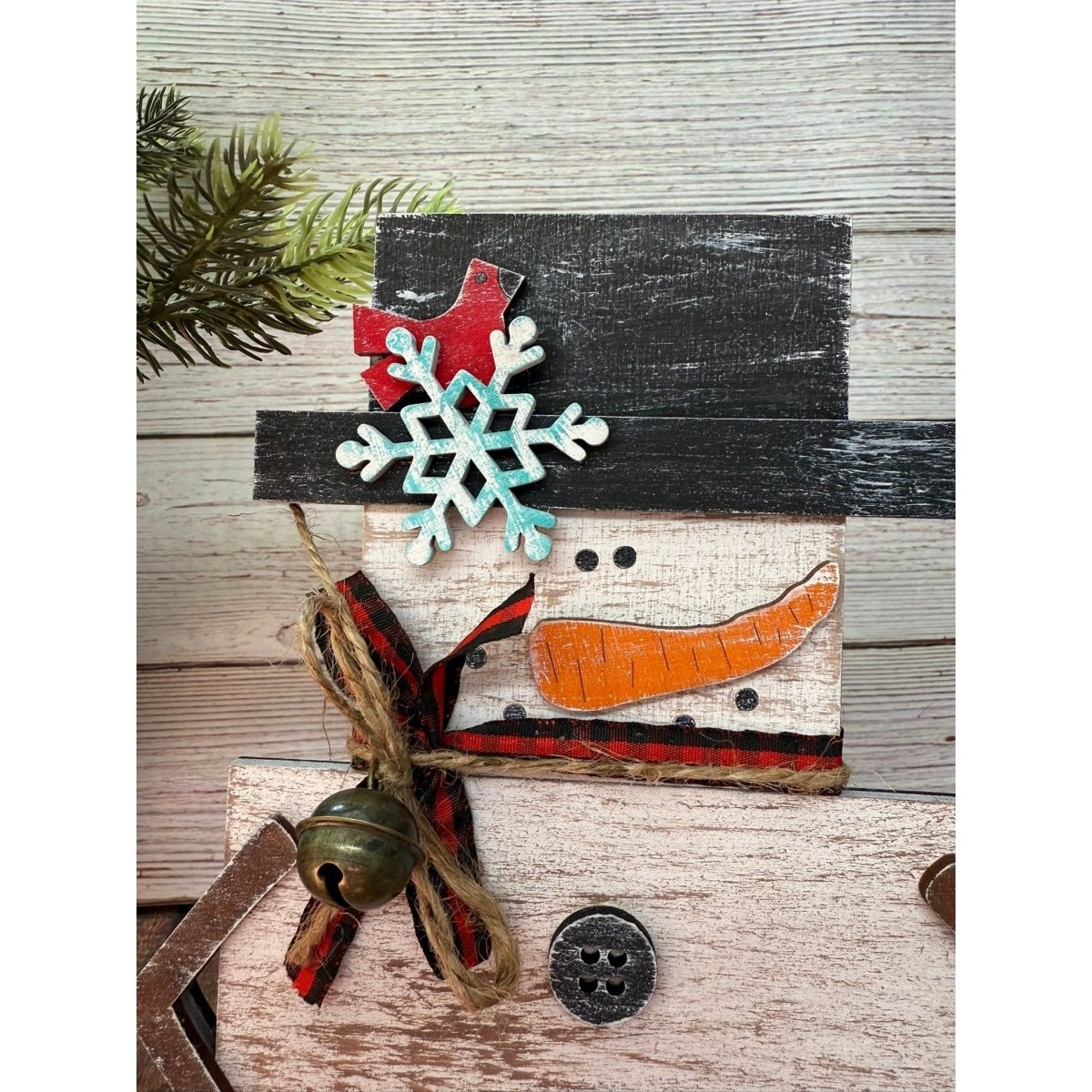 Block Snowman - Nifty Decor & More