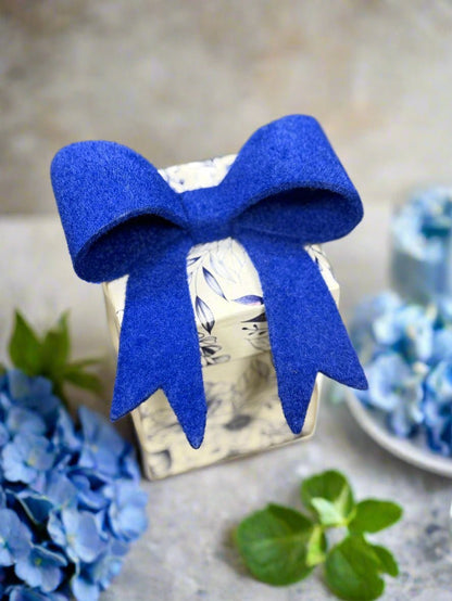 Blue Hydrangea Luxury Bow Candle, 8oz or 14oz - Nifty Decor & More