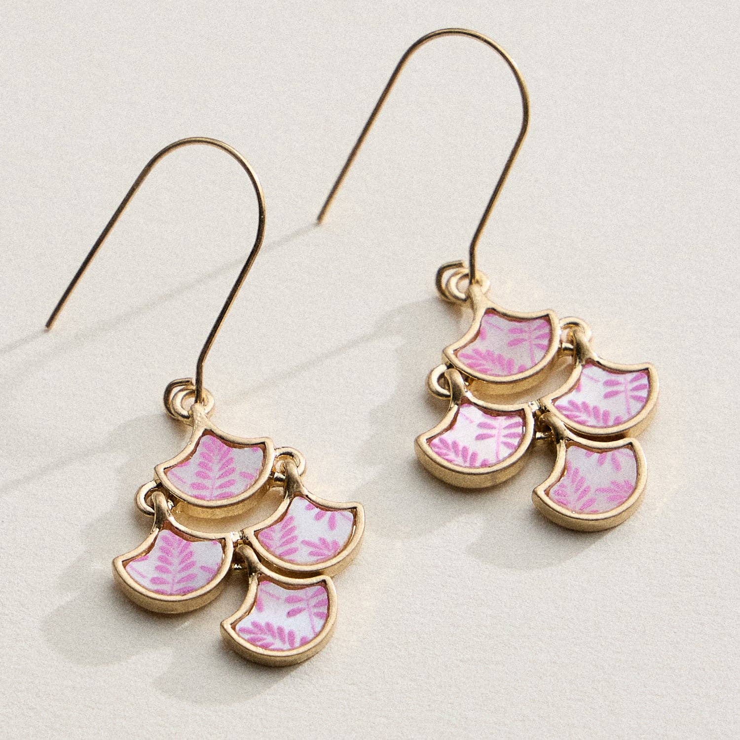 Boho-Chic Gold and Blue Mother of Pearl Floral Earrings: Pink / One / B4SE2039