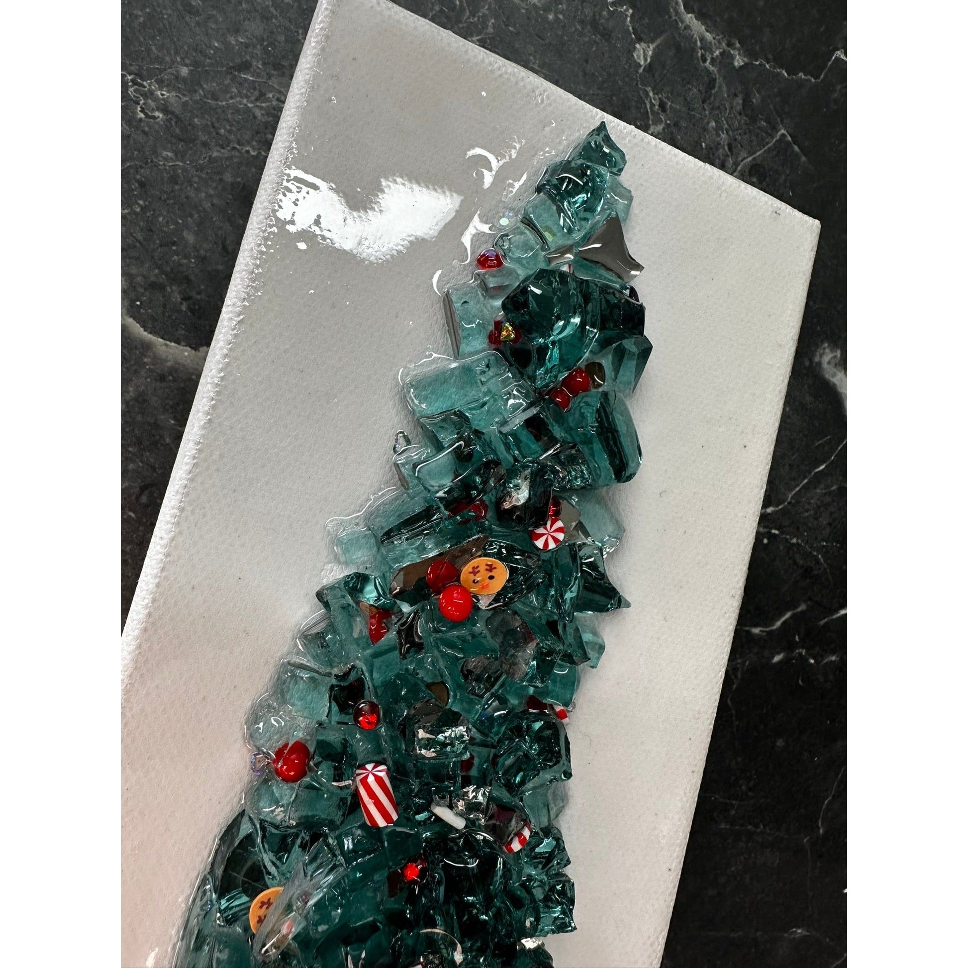 Candy Cane Christmas Tree Resin Frame - Nifty Decor & More