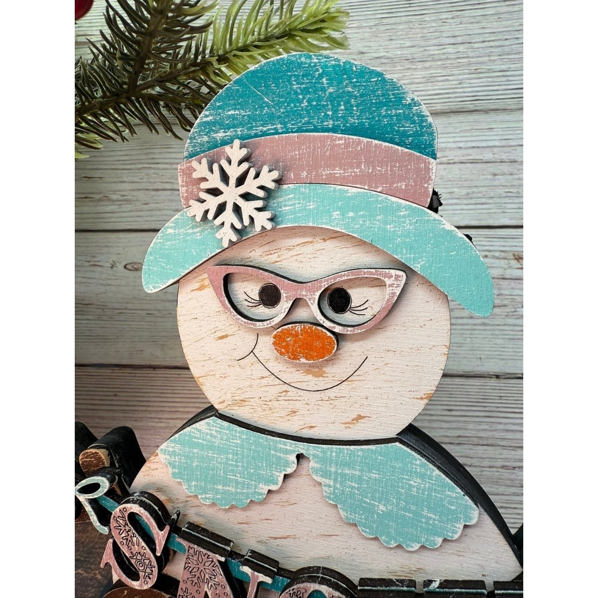 Chunky Mrs. Snow - Nifty Decor & More