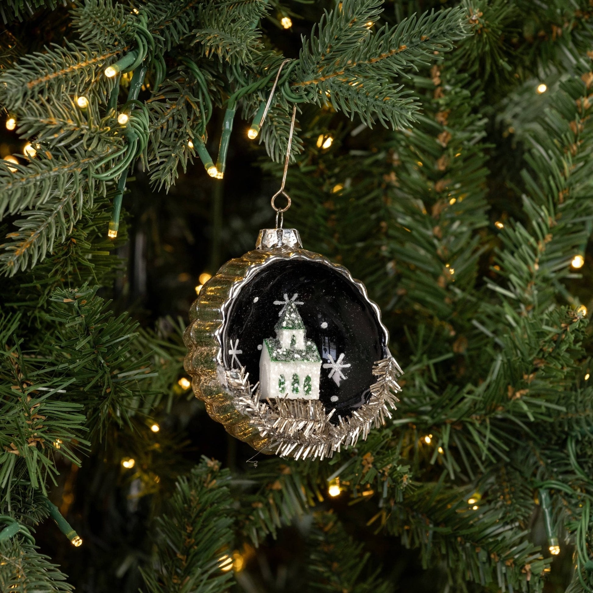 CHURCH SCENE ORNAMENT - Nifty Decor & More