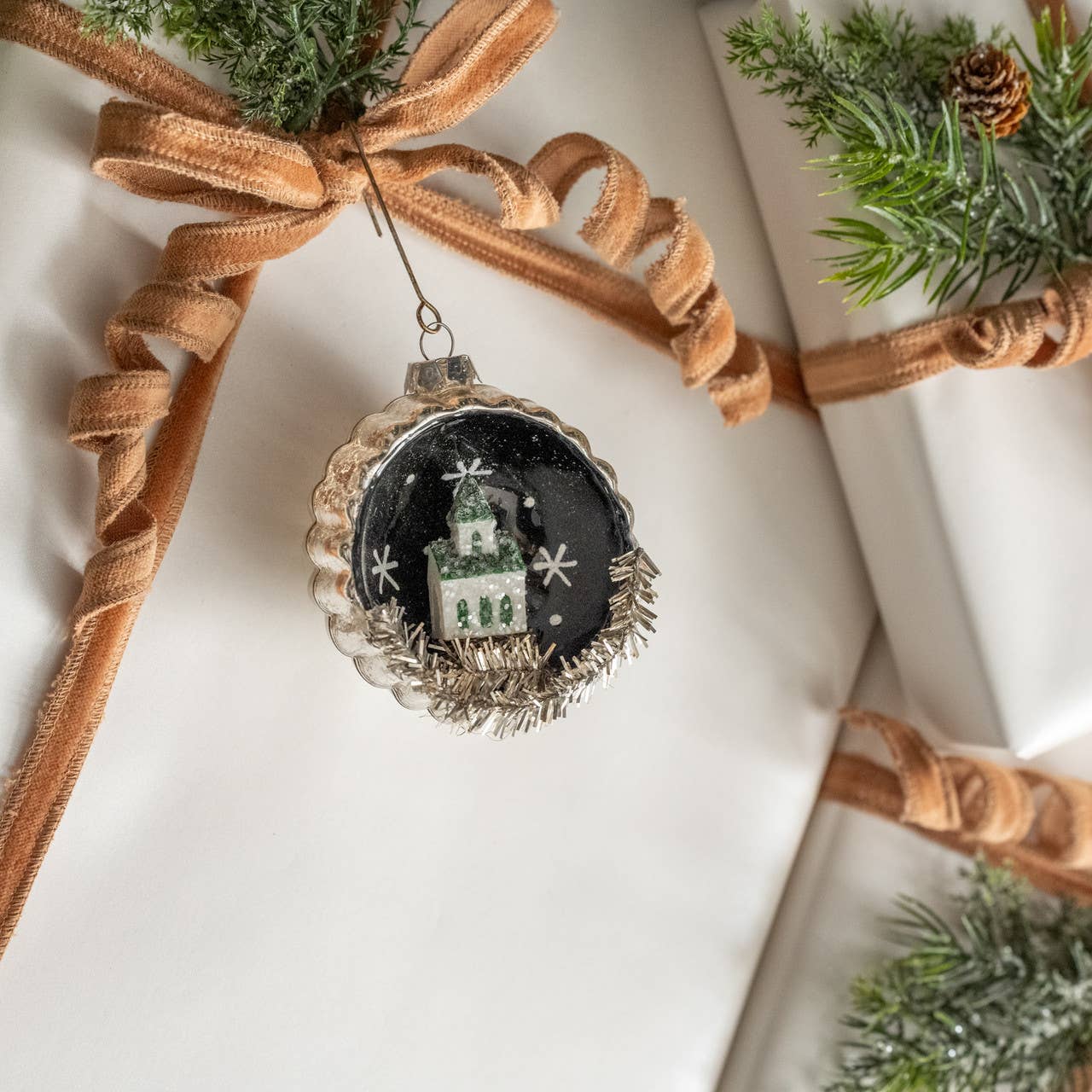 CHURCH SCENE ORNAMENT - Nifty Decor & More