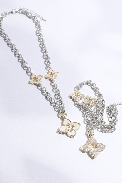 Clover Pave Clover Mop Gold Necklace