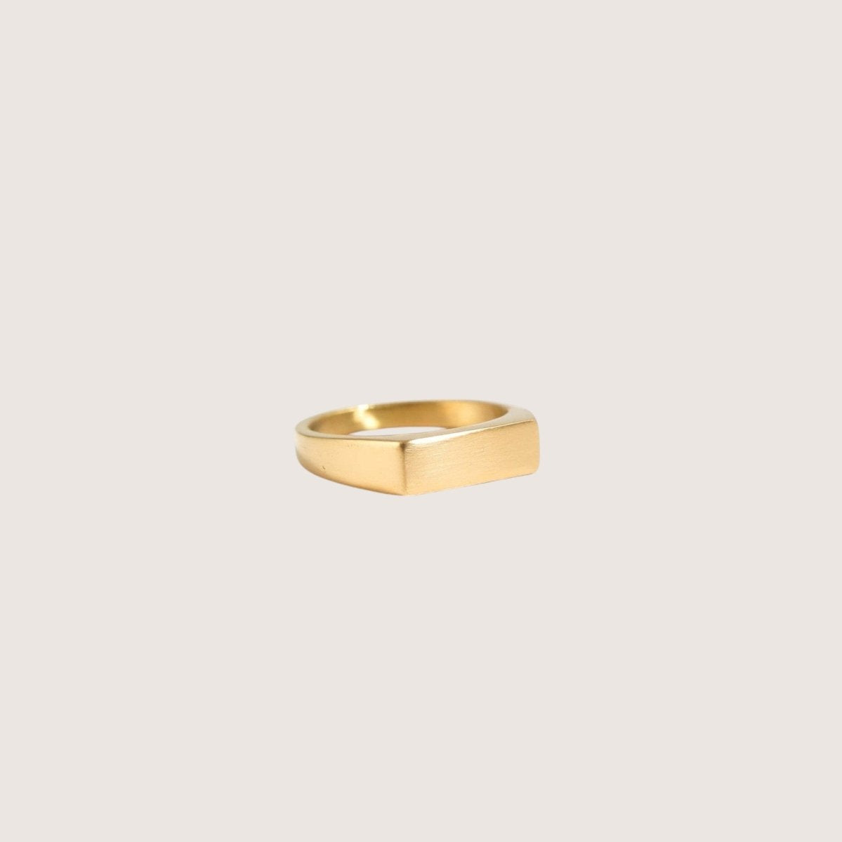 Custom Engraved 18k Gold Signet Ring - Personalized Rectangle Signet Ring for Men & Women - Nifty Decor & More