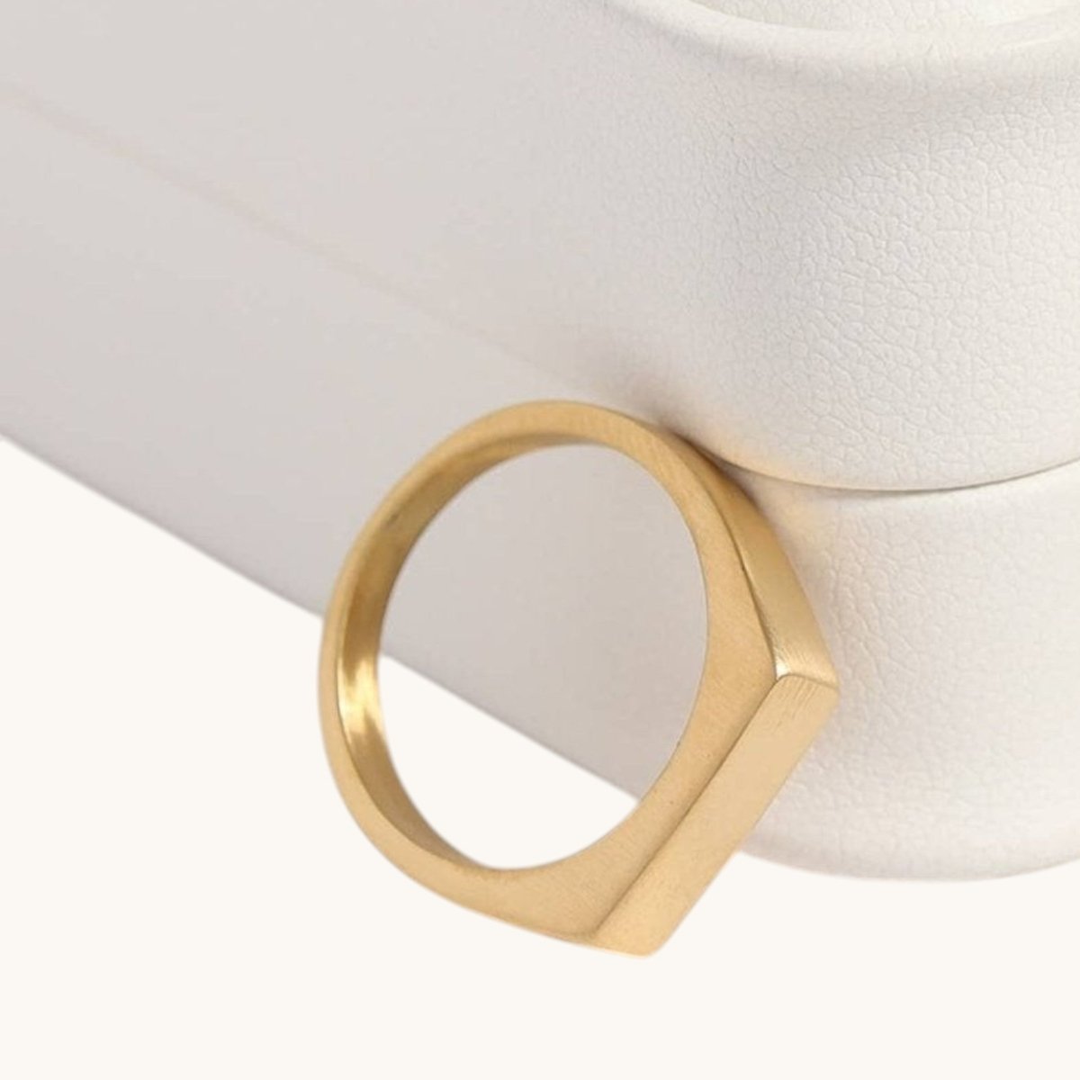 Custom Engraved 18k Gold Signet Ring - Personalized Rectangle Signet Ring for Men & Women - Nifty Decor & More