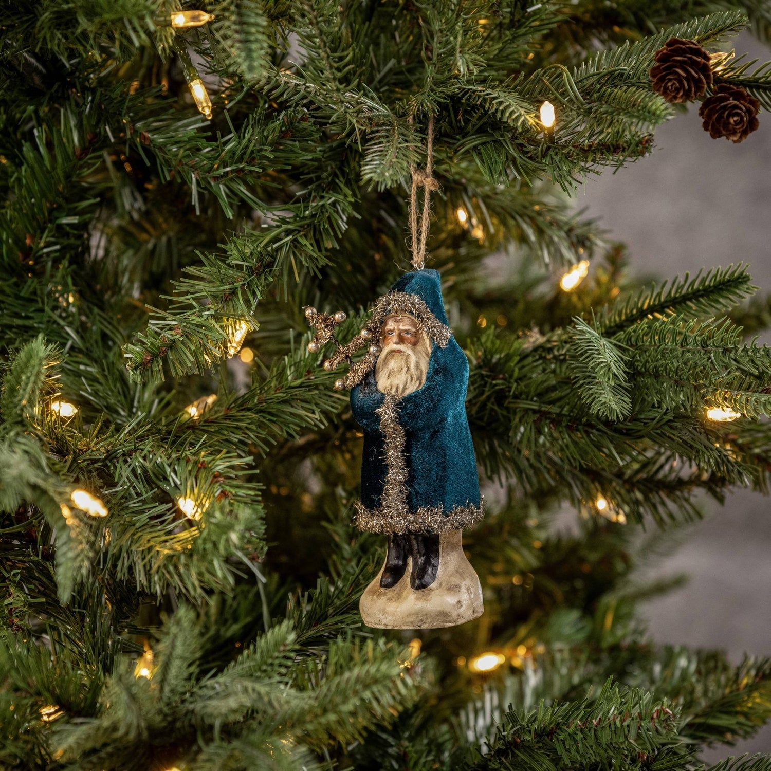 DEEP OCEAN VELVET BELSNICKLE ORNAMENT - Nifty Decor & More