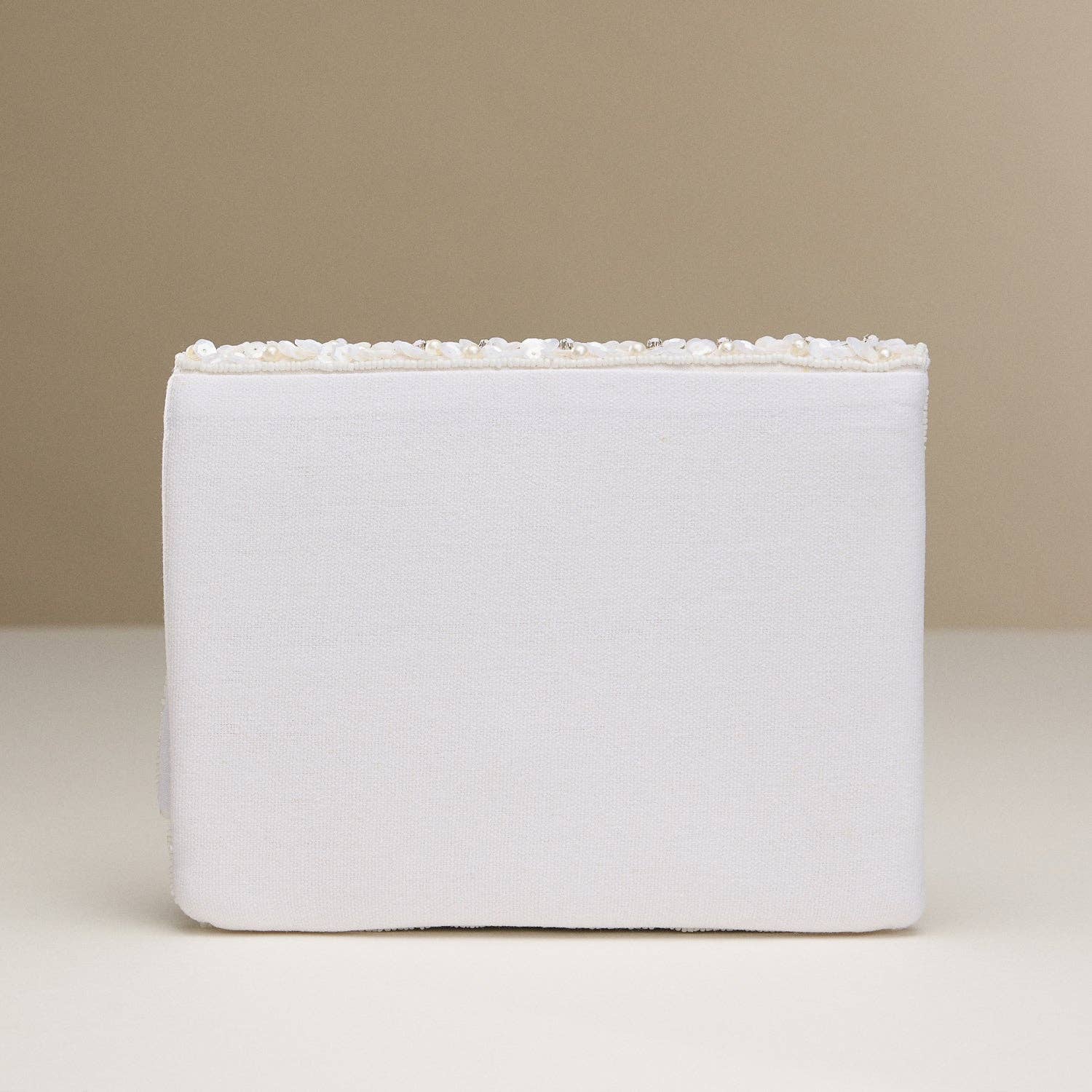 White Pearl & Sequin Clutch Purse, Chic Beaded Evening Bag with Gold Chain for Weddings, Special Events, Ladies Gift Idea Bride Bags