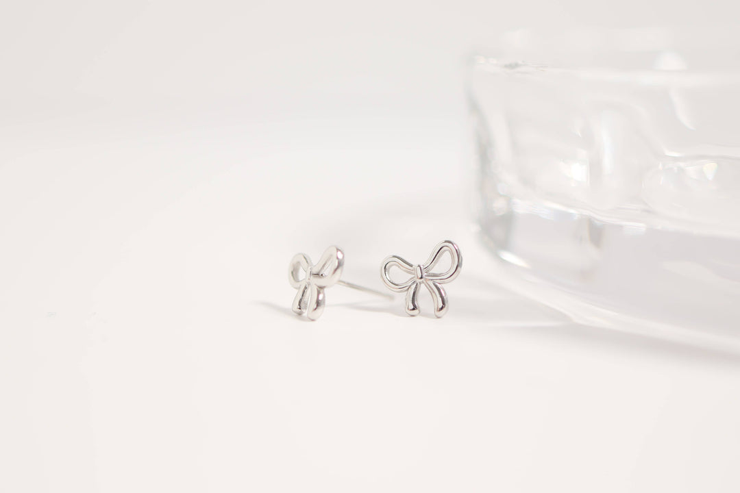 Bow Stud Earrings 18K Gold PVD, Stylish Girly Accessory for Everyday Wear, Mother’s Day Gift Idea for Women