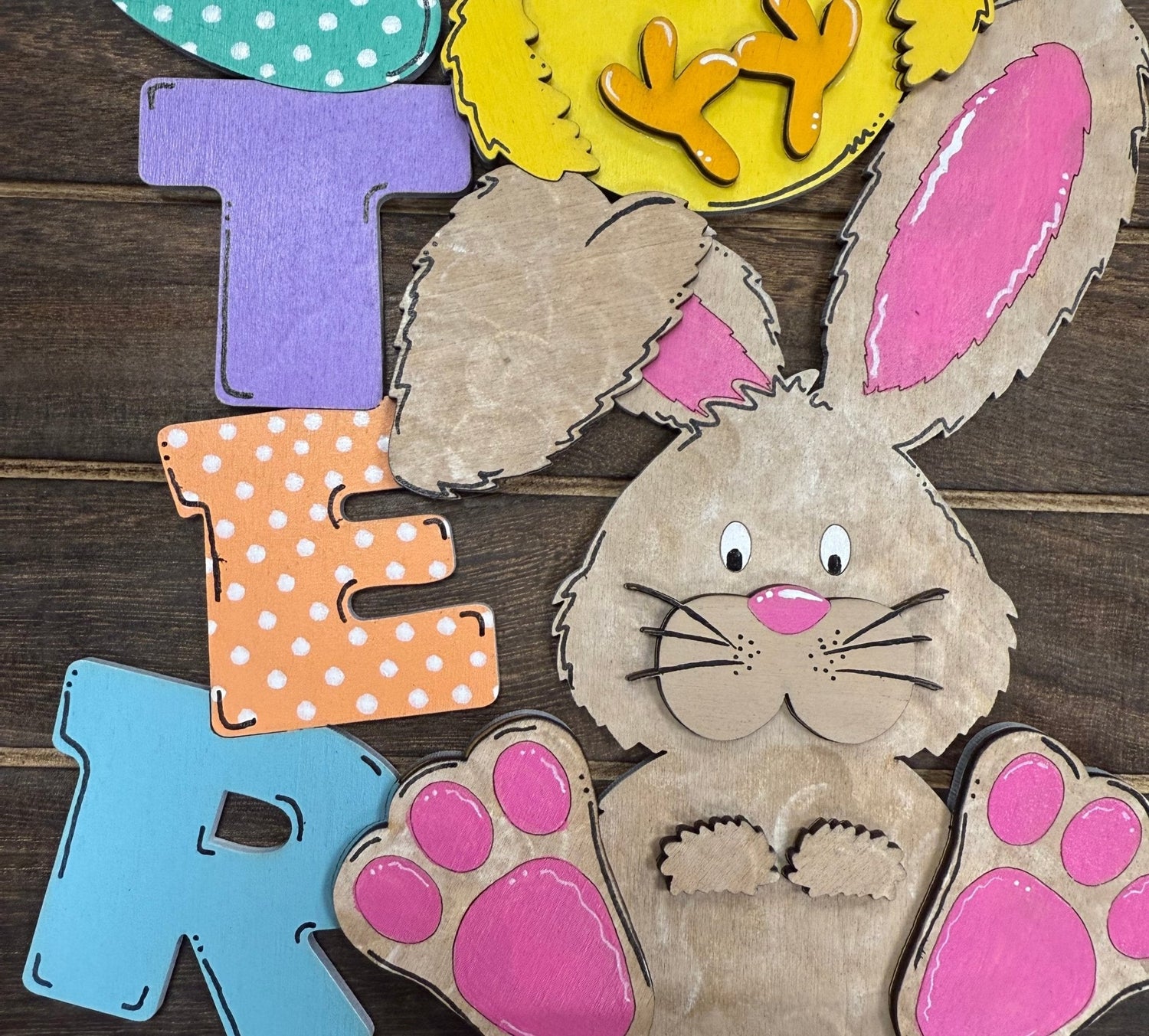 Easter Friends Stand - Pastel Spring Decor, Vibrant Easter Decor for Home & Celebrations, Charming Easter Table Centerpiece - Nifty Decor & More