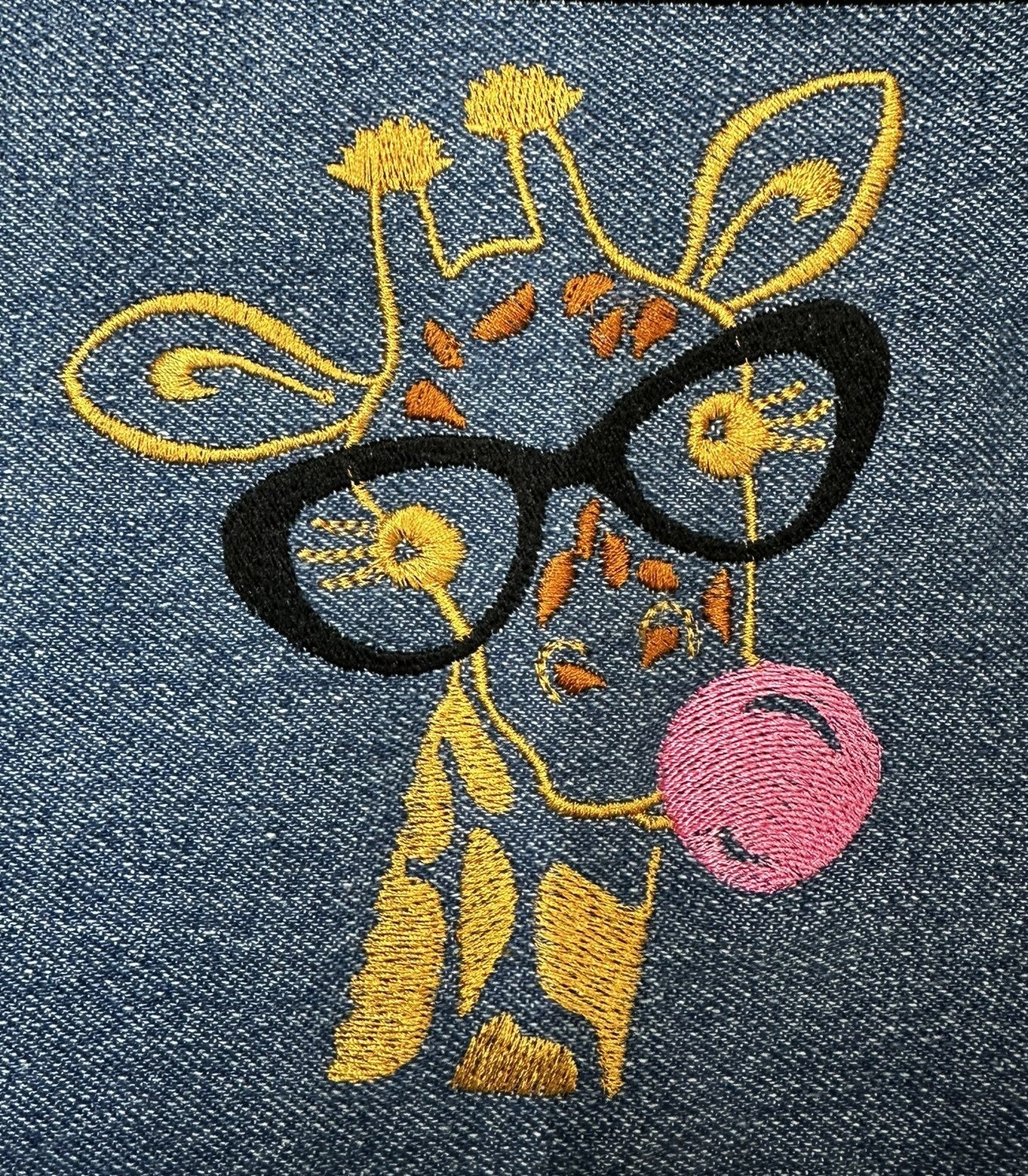 Embroidered Animal Designs - Nifty Decor & More