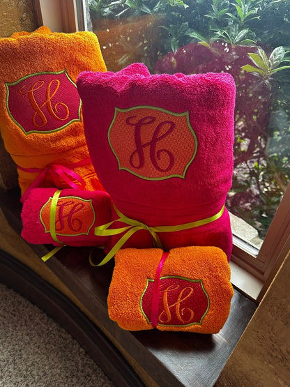 Embroidered Orange and Pink Bath Towel Set - Nifty Decor & More