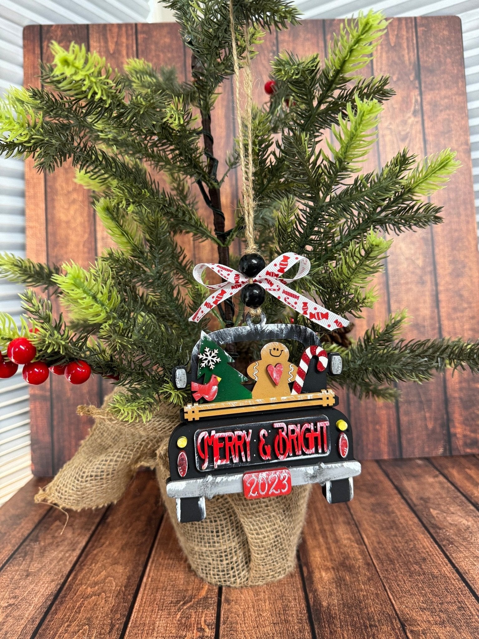 Farmhouse Christmas Truck Ornaments - Nifty Decor & More