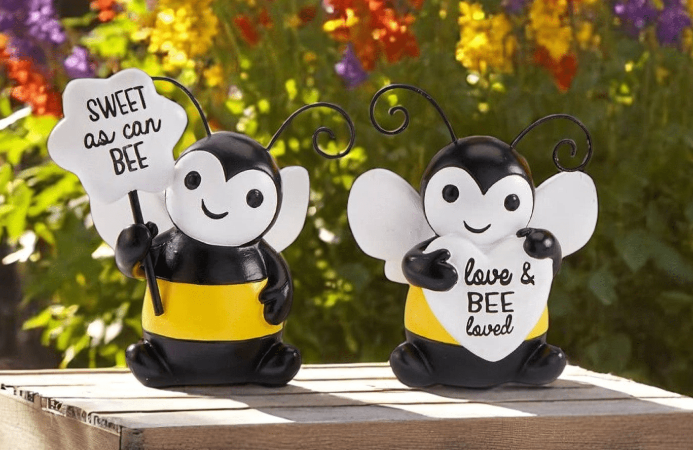 Farmhouse Honey Bee Figurine, Rustic Rustic Bee Decor for Cozy Home, Charming Gift for Bee Enthusiasts SET - Nifty Decor & More