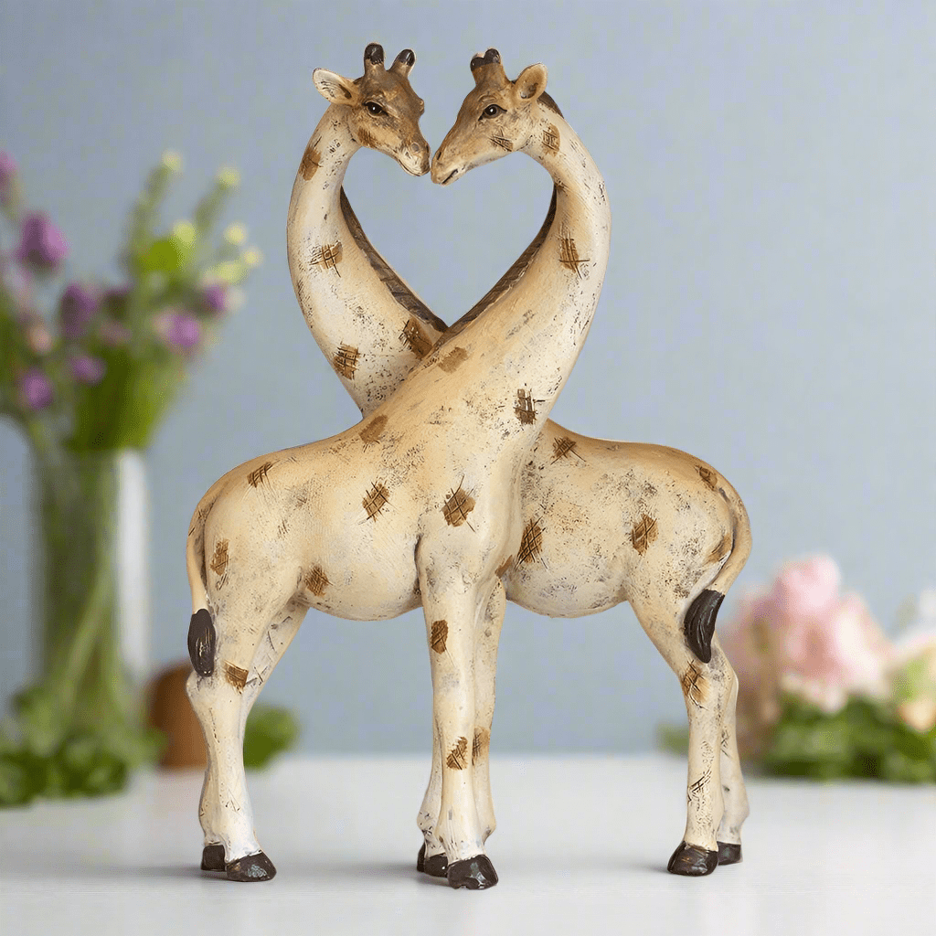 Giraffe Couple Figurine | Romantic Animal Home Decor Gift Figurines & Statues