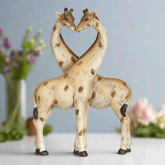Giraffe Couple Figurine | Romantic Animal Home Decor Gift Figurines & Statues