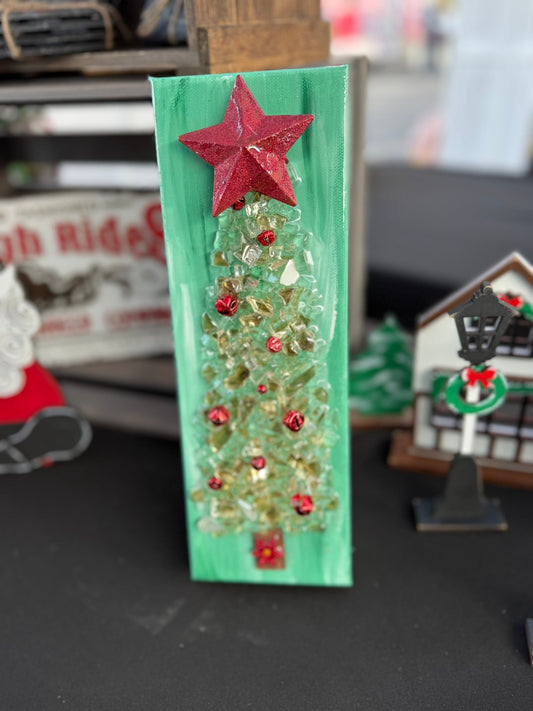 Green Christmas Tree Resin Frame - Nifty Decor & More