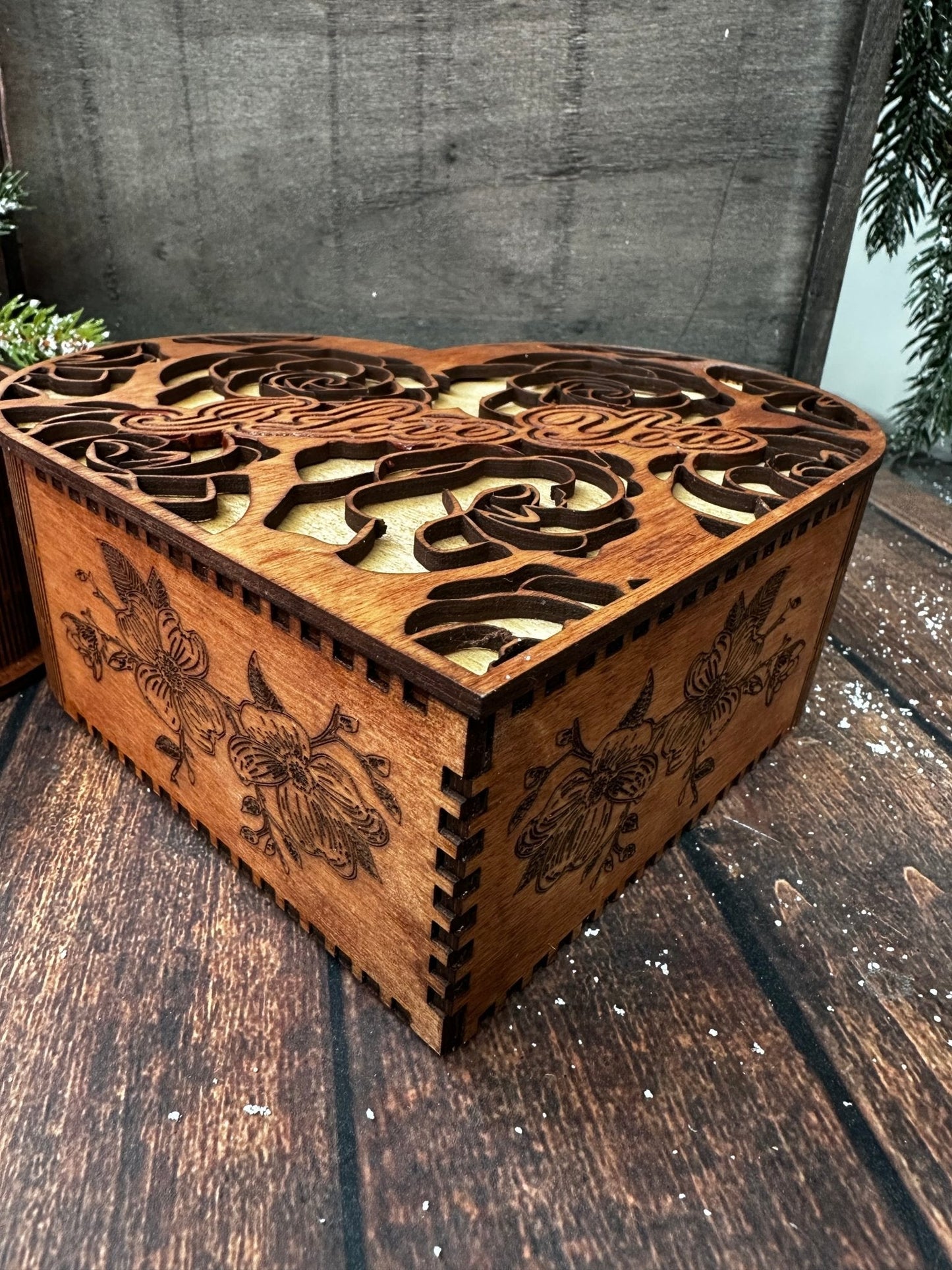 I Love You - Heart shaped box | Valentine wood box - Nifty Decor & More