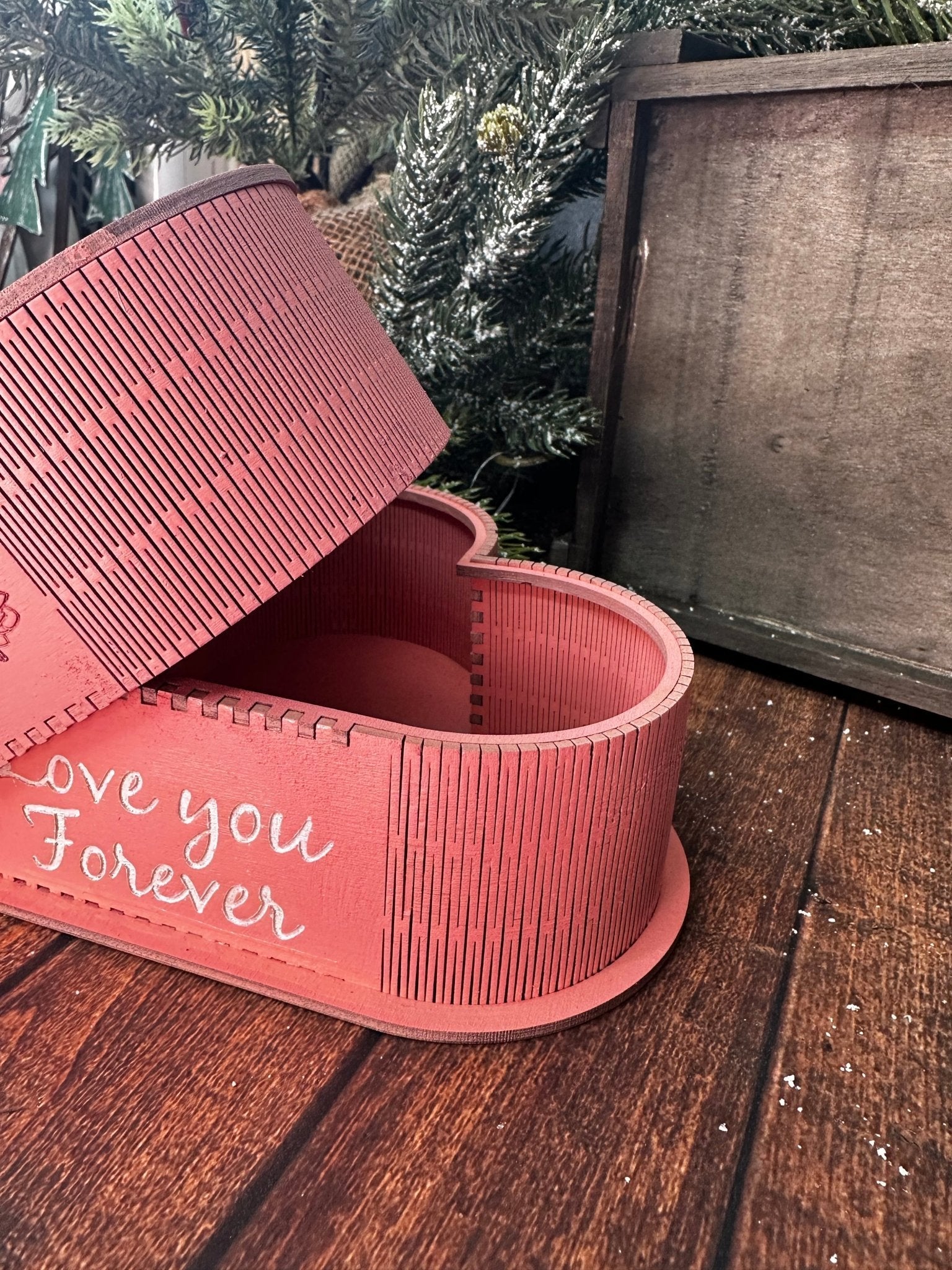 I Love You - Heart shaped box | Valentine wood box - Nifty Decor & More