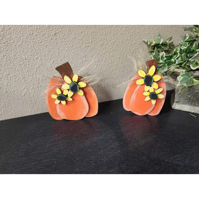 Farmhouse Pumpkin Set Table decor   