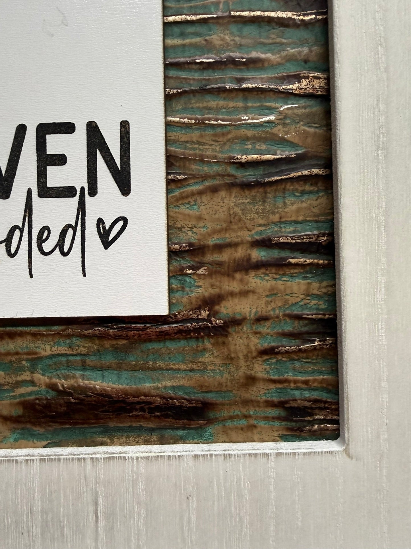 Make Heaven Crowded White Distressed Arched Wooden Wall Frame - Nifty Decor & More