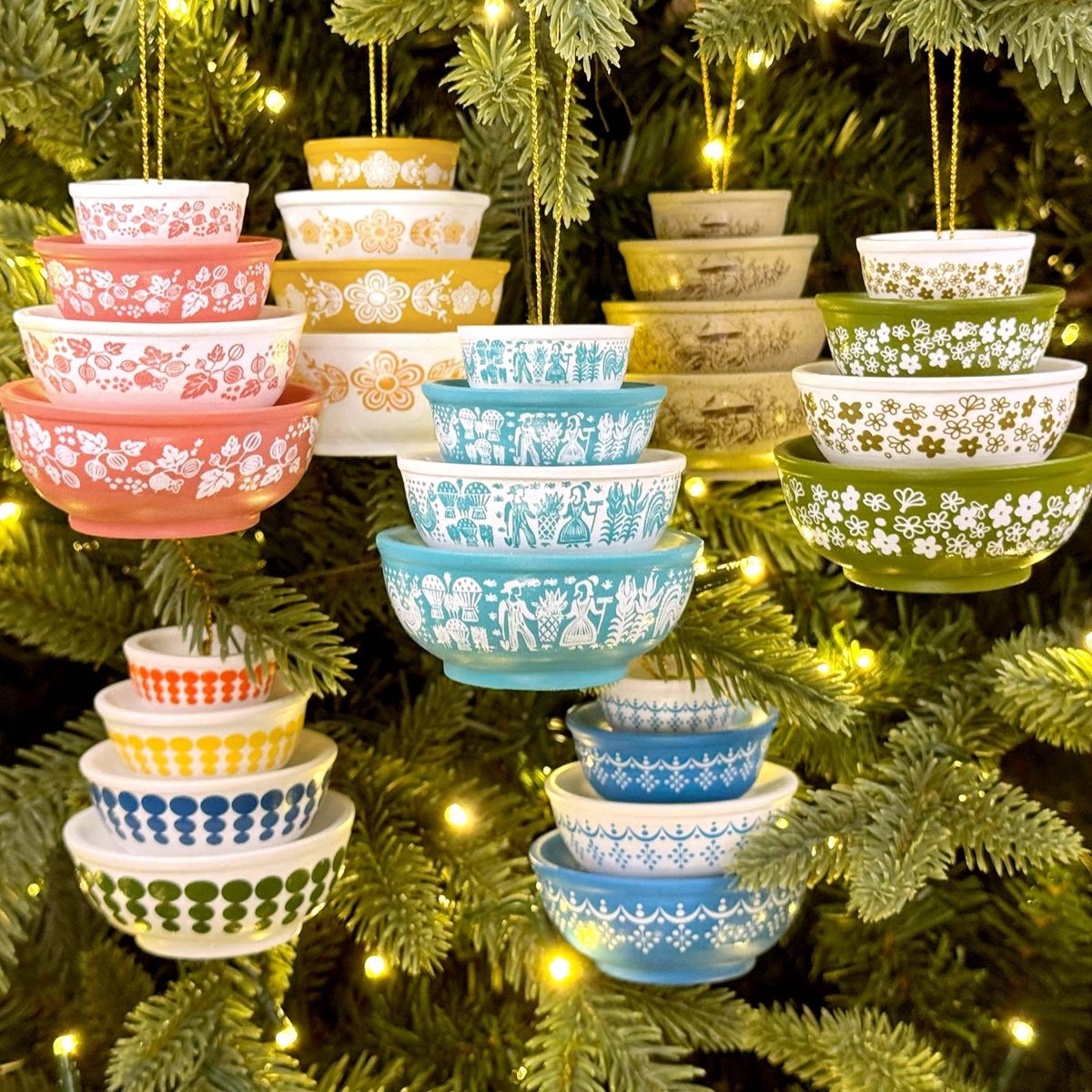 Mini Pyrex-Inspired Bowl Ornament | Retro Christmas Decor - Nifty Decor & More