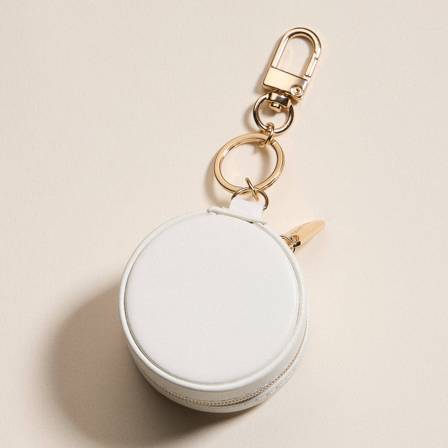 Mini Round Jewelry Travel Case with Keychain | Pink Bow Design - Nifty Decor & More
