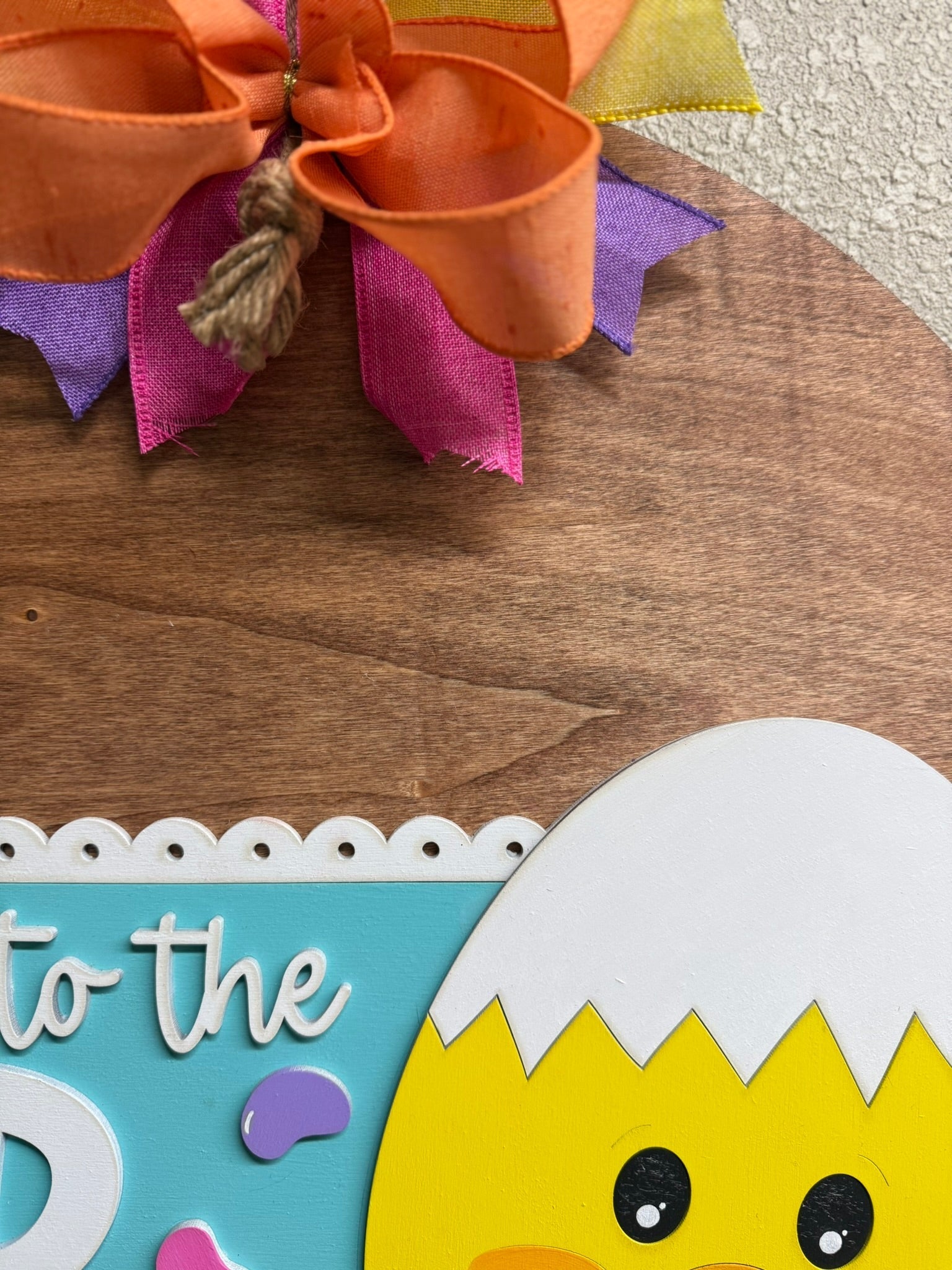 Peep Show Welcome Hanger - Nifty Decor & More