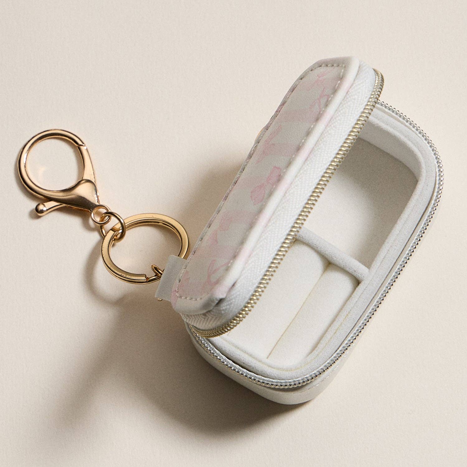 Pink Bow Mini Jewelry Travel Case with Keychain - Nifty Decor & More