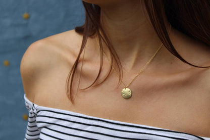 PISCES Zodiac Necklace - Gold - (Feb 19 - Mar 20) - Nifty Decor & More