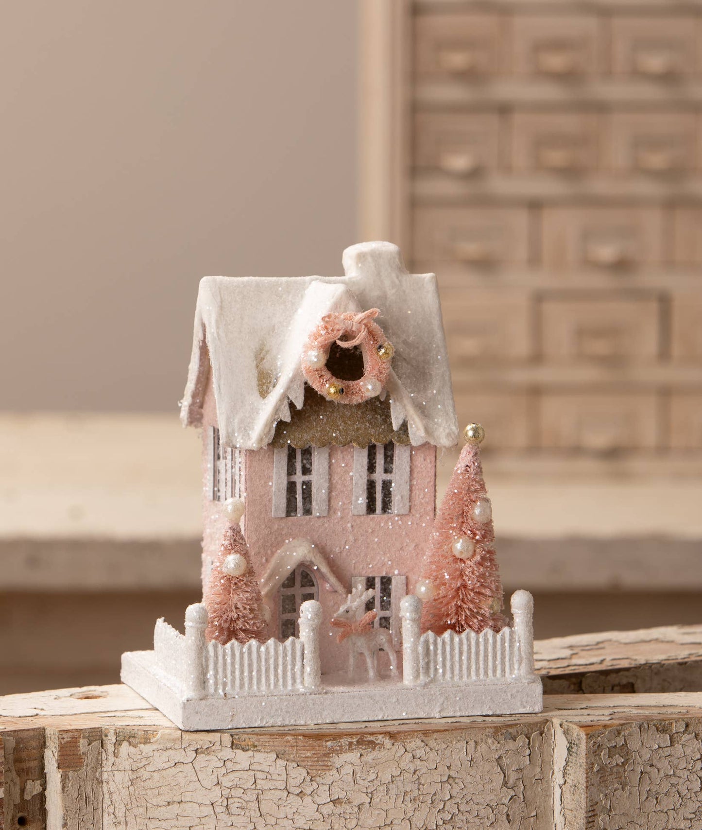 Pretty in Pink Cottage - Nifty Decor & More