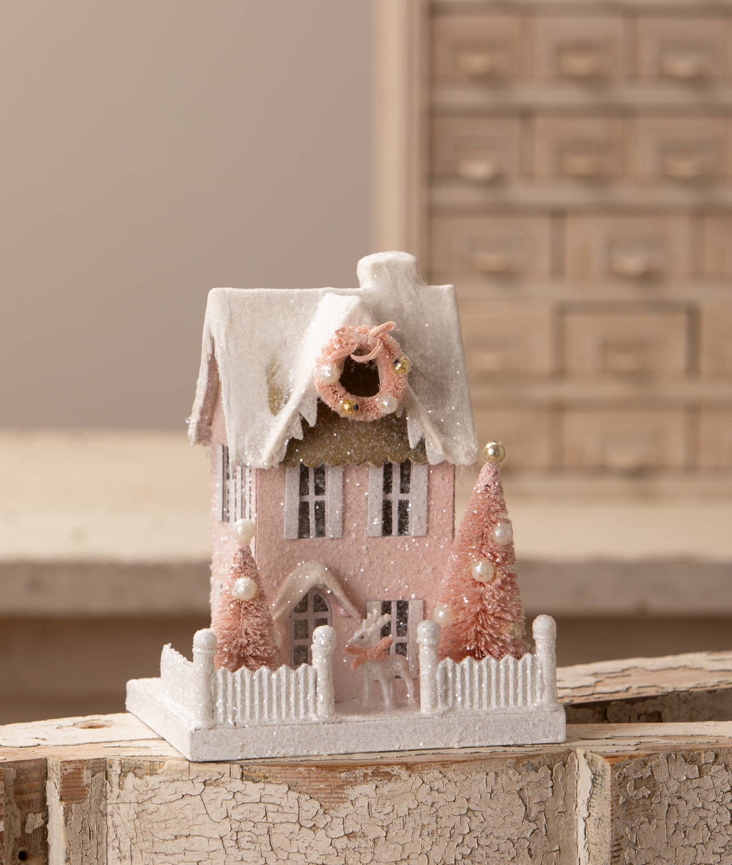 Pretty in Pink Cottage - Nifty Decor & More