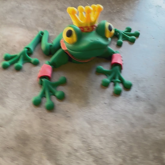 Kissable Frog Prince | Flexi 3d Printer | Party Accessories | Toy | Shelf Sitter