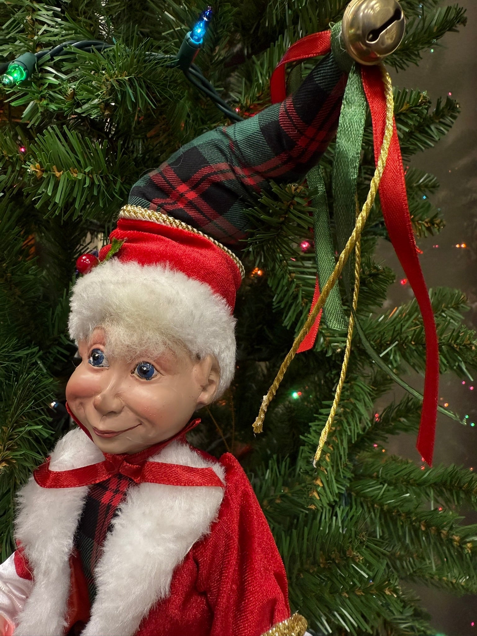 RAZ - 16" Christmas Music Elf, Posable Holiday Decor, Festive Elf with Plaid, Whimsical Christmas Decoration