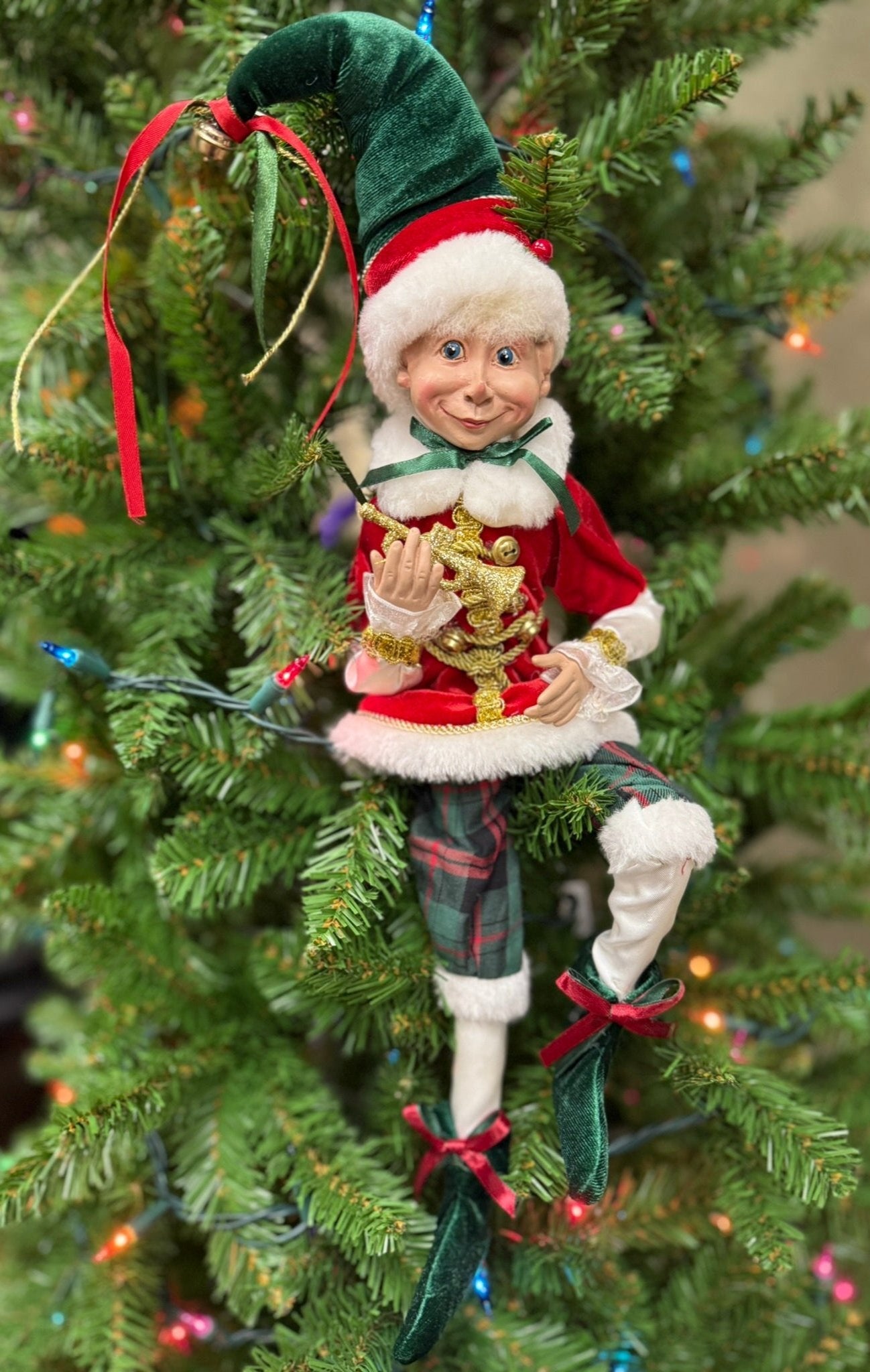 RAZ - 16" Christmas Music Elf, Posable Holiday Decor, Festive Elf with Plaid, Whimsical Christmas Decoration