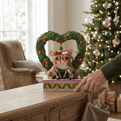 Rudolph &Clarice Heart Wreathe - Nifty Decor & More