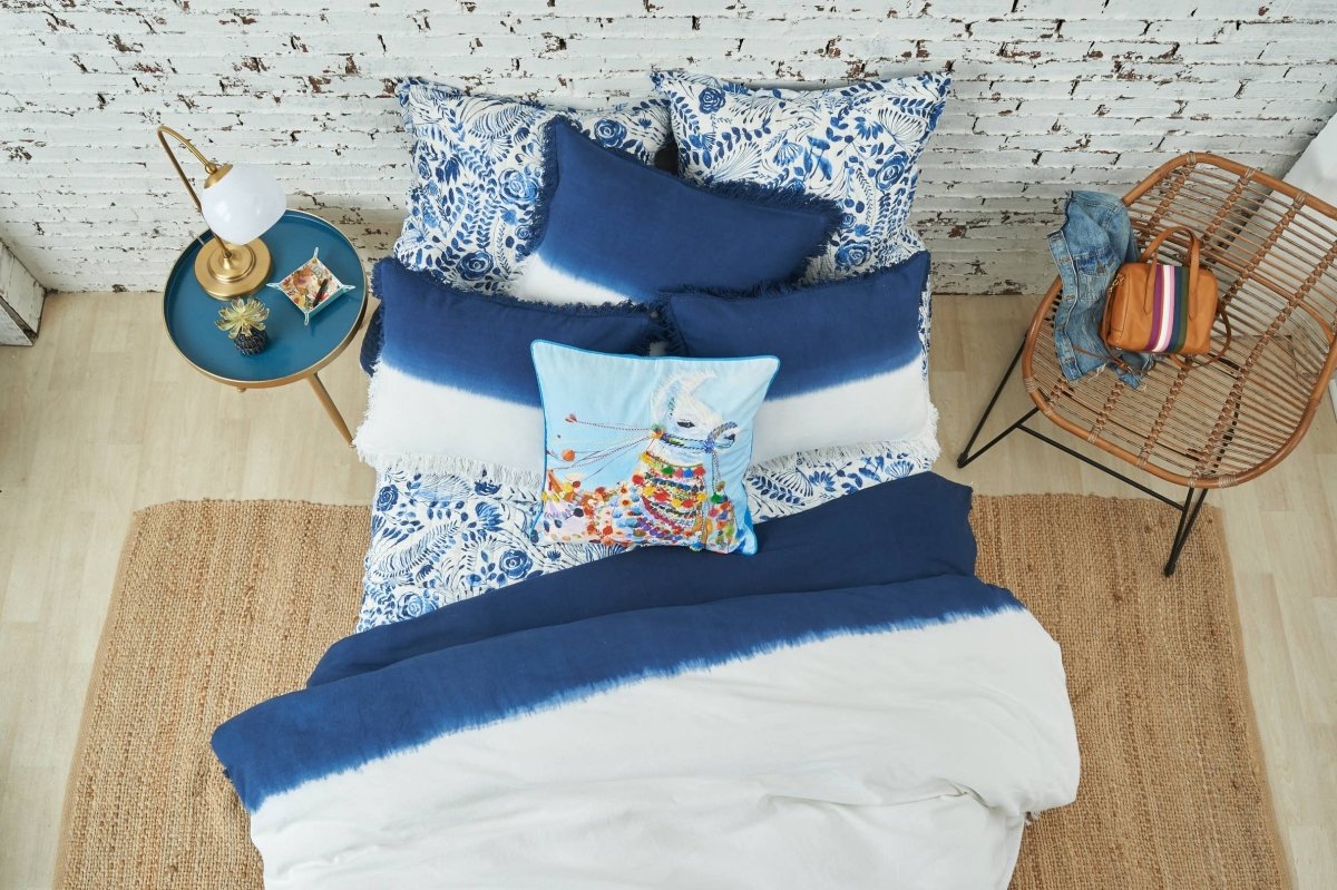 Side Eye Llama Throw Pillow - Nifty Decor & More