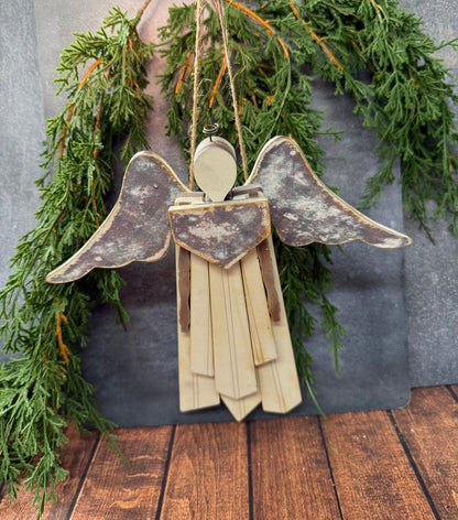 Wainscot Angel Hanger Christmas Wall Décor