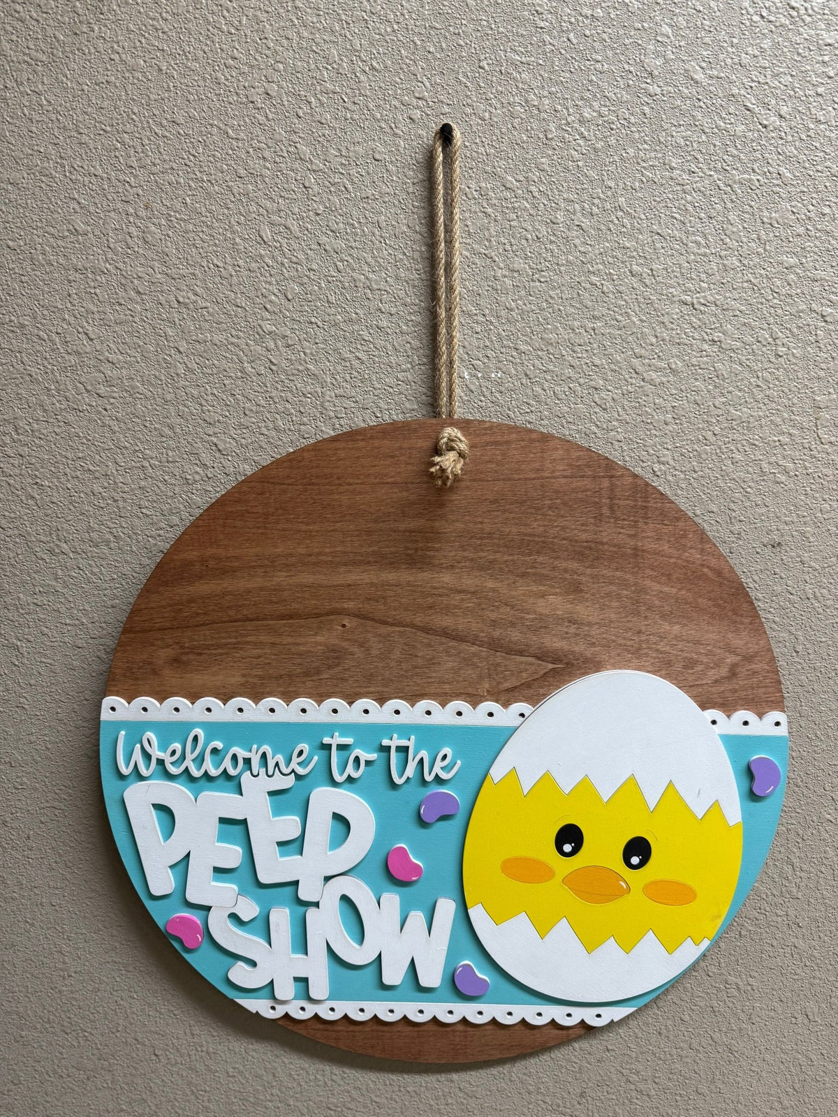 Welcome to the Peep Show Hanger - Nifty Decor & More