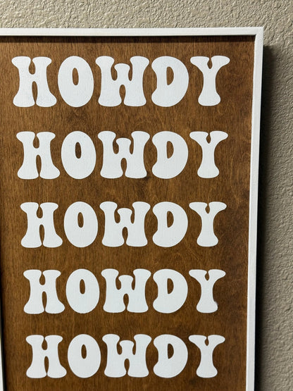 Western Howdy Sign - Rustic Farmhouse Wall Decor, Western Home Accent, Country Style Sign, Perfect for Entryway & Living Room - Nifty Decor & More