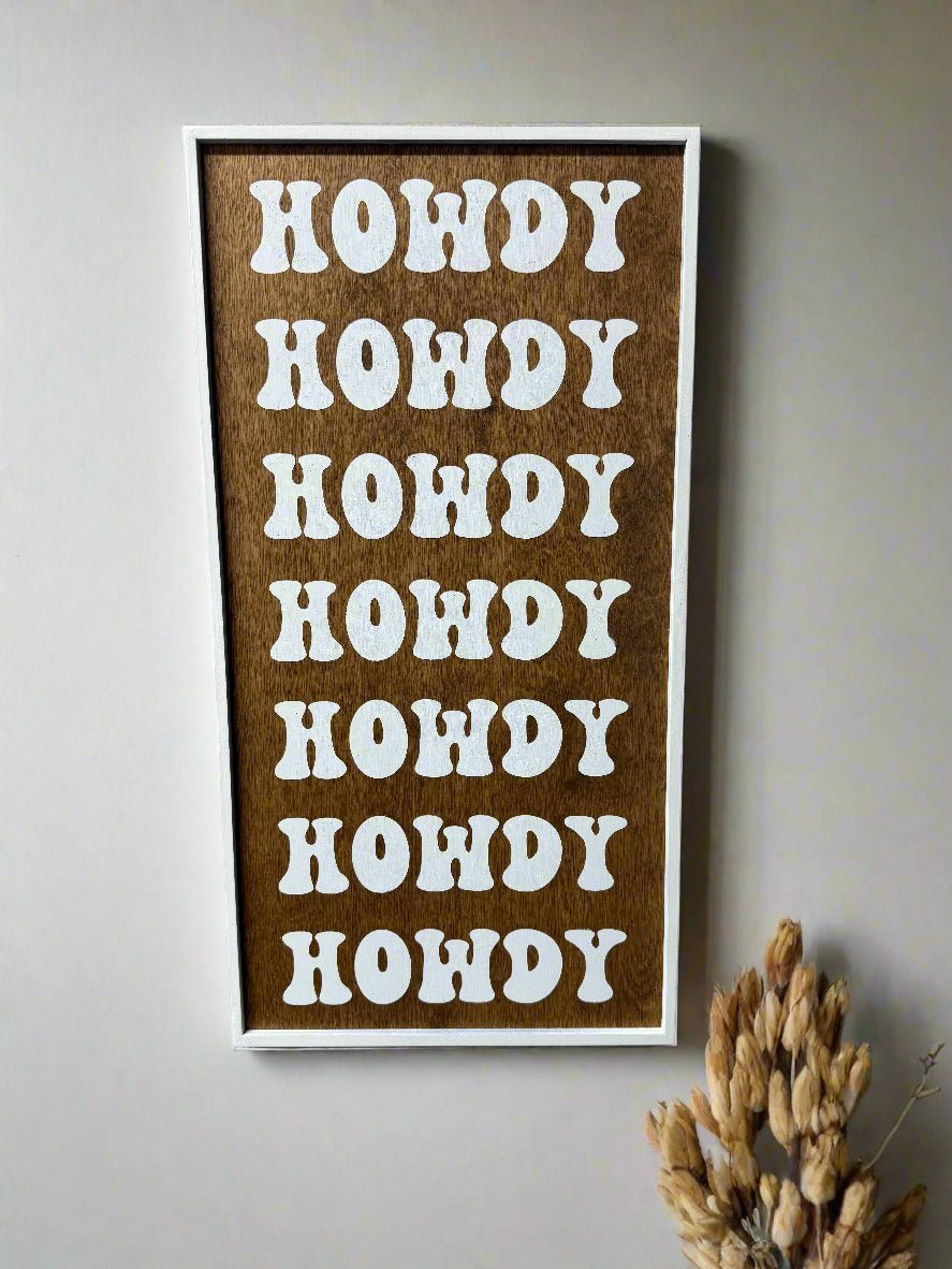 Western Howdy Sign - Rustic Farmhouse Wall Decor, Western Home Accent, Country Style Sign, Perfect for Entryway & Living Room - Nifty Decor & More